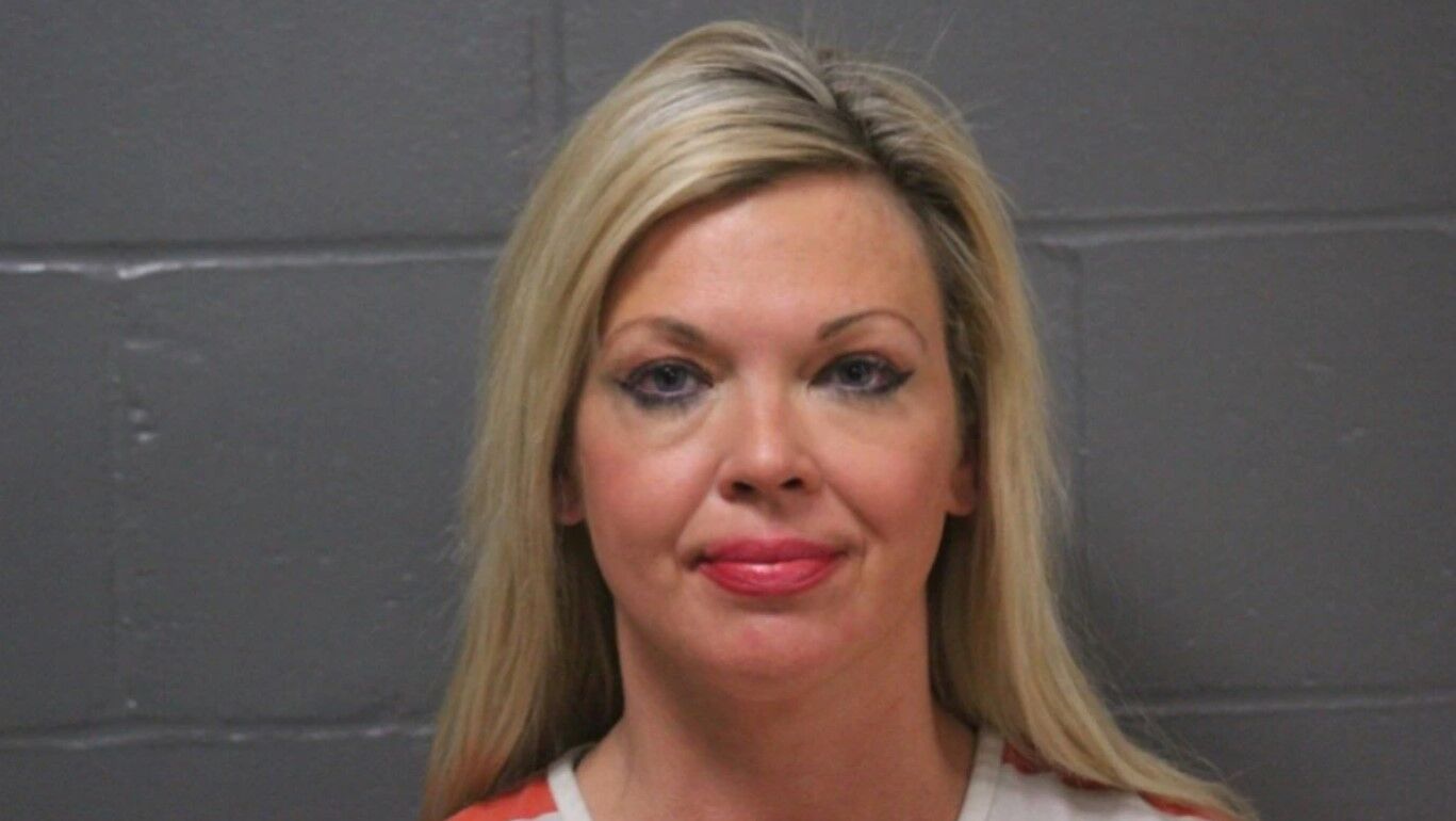 Leigh Ann Bauman mugshot. jpg